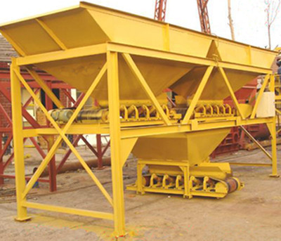 恒創(chuàng)重工建筑工程機(jī)械 混凝土配料機(jī)選購(gòu)指南——從兩倉(cāng)、三倉(cāng)到價(jià)格與廠家